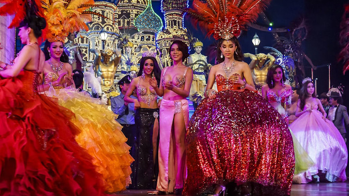 ladyboy show