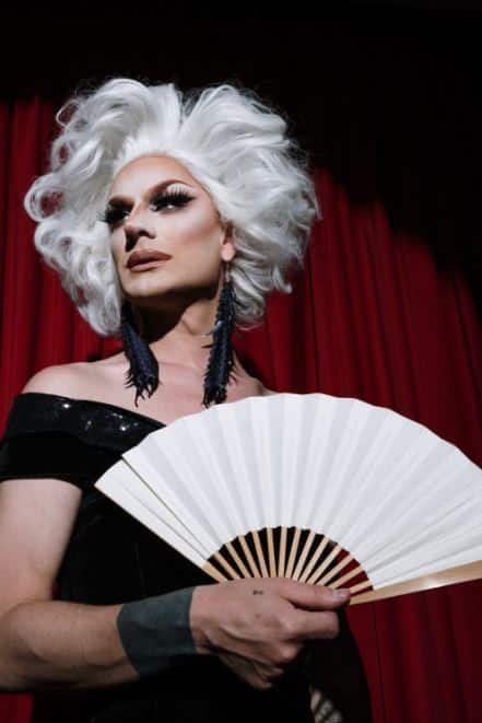 a Crossdressers