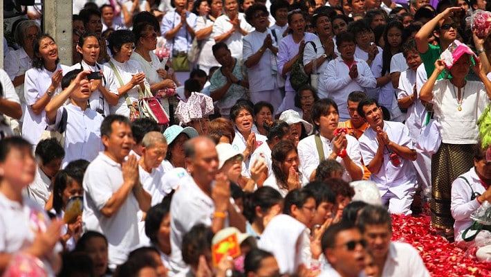 thai people