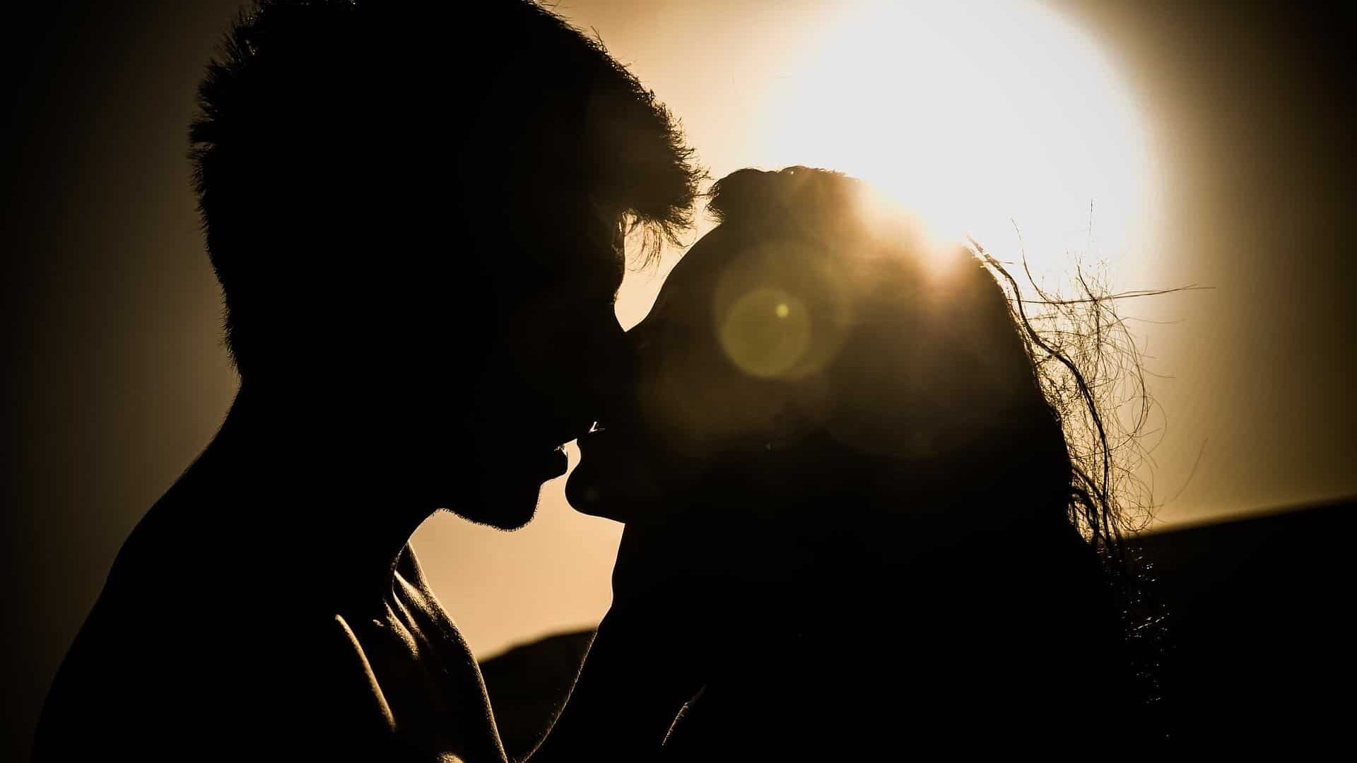 men who love ladyboys